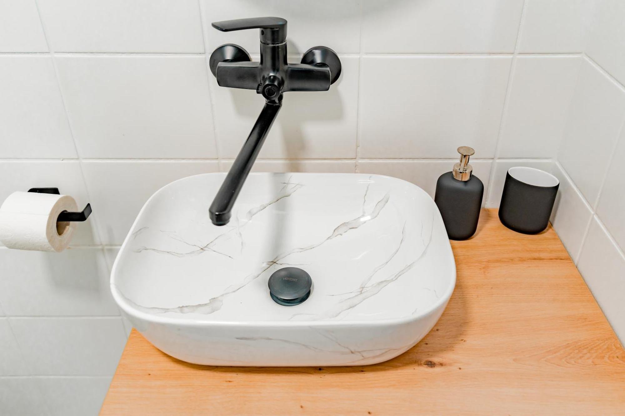 Apartman Sanda Vukovar Exteriör bild