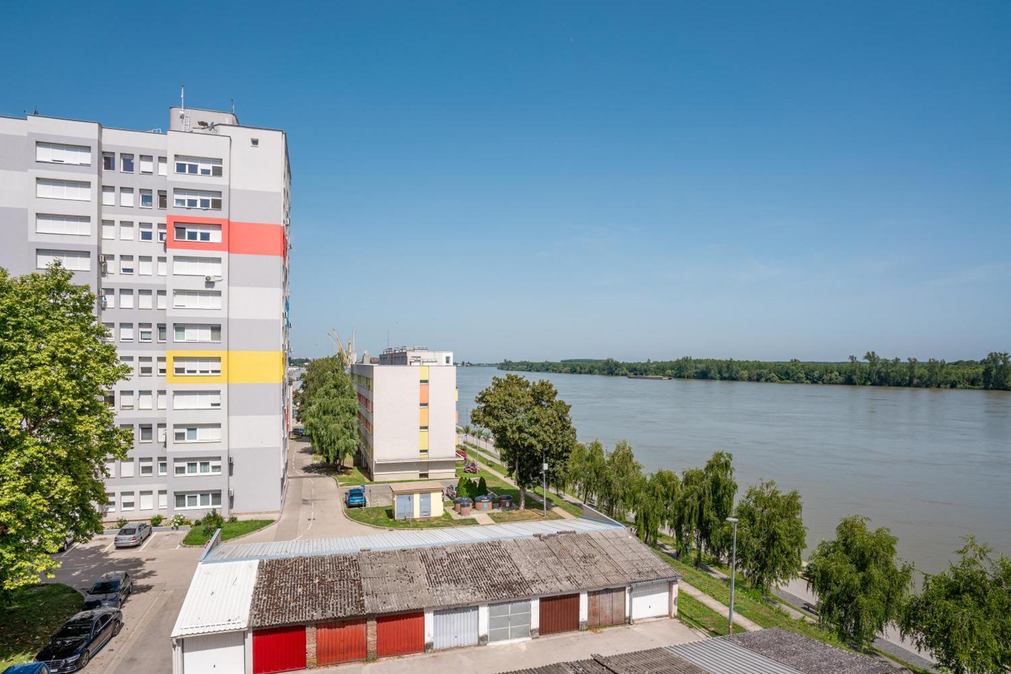 Apartman Sanda Vukovar Exteriör bild